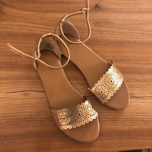 Worn once rose gold strappy sandals
